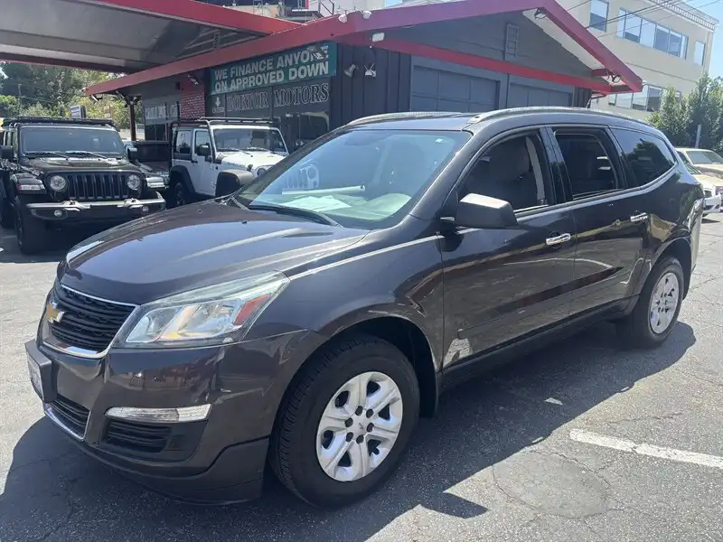 2017 Chevrolet Traverse LS FWD's photo