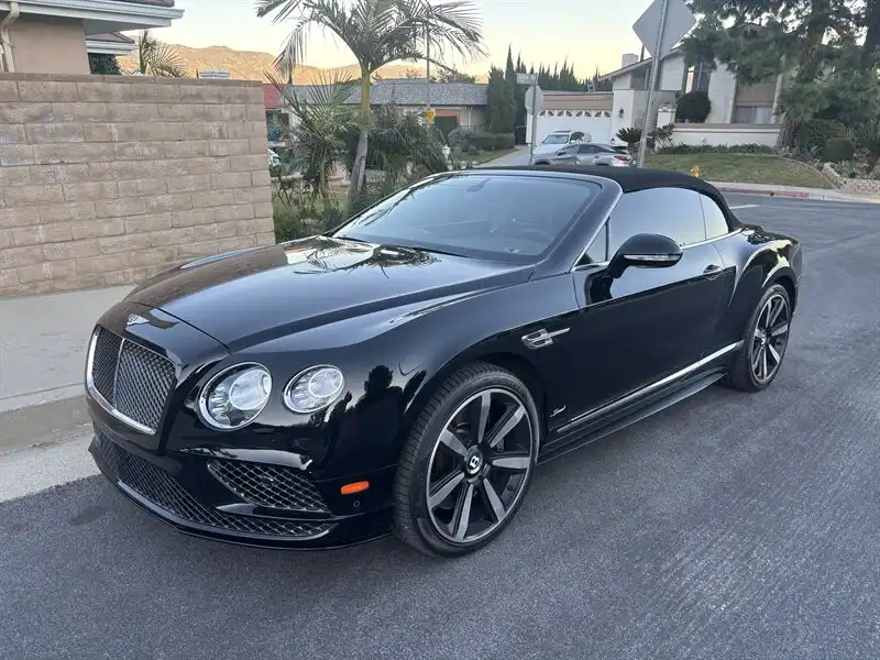 2016 Bentley Continental GT Convertible Speed's photo