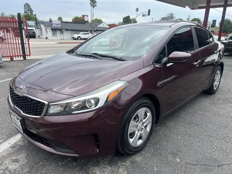 2017 Kia Forte LX AT's photo