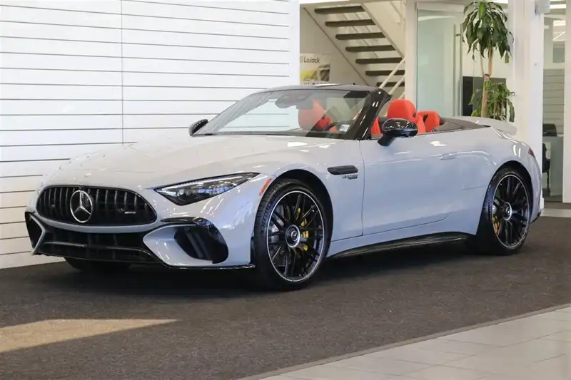 2023 Mercedes-Benz SL Mercedes-AMG SL 63 4MATIC+'s photo