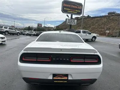 2018 Dodge Challenger SXT photo 5
