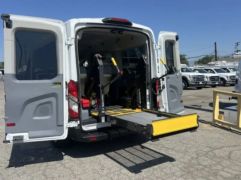 2019 Ford Transit's photo