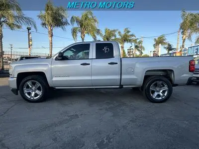 2016 Chevrolet Silverado 1500 Custom Double Cab Std Box photo 5