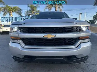 2016 Chevrolet Silverado 1500 Custom Double Cab Std Box photo 2