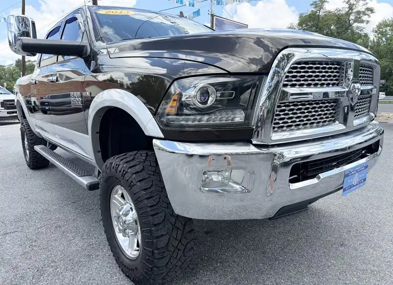 2013 RAM 2500 Laramie 4X4 Crew Cab SWB's photo