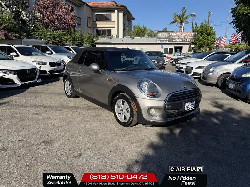 2019 MINI Convertible Cooper Classic's photo
