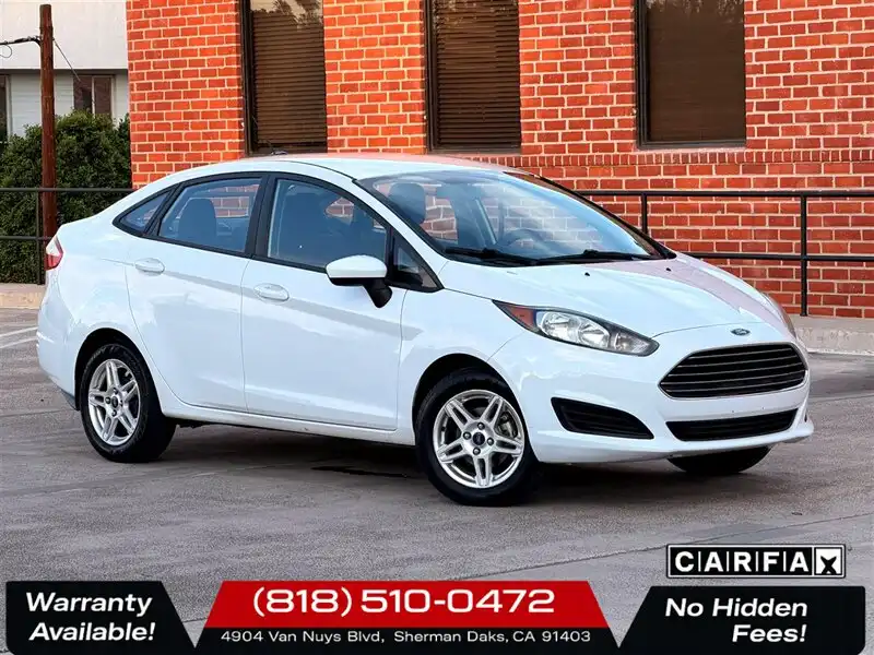 2017 Ford Fiesta SE Sedan's photo