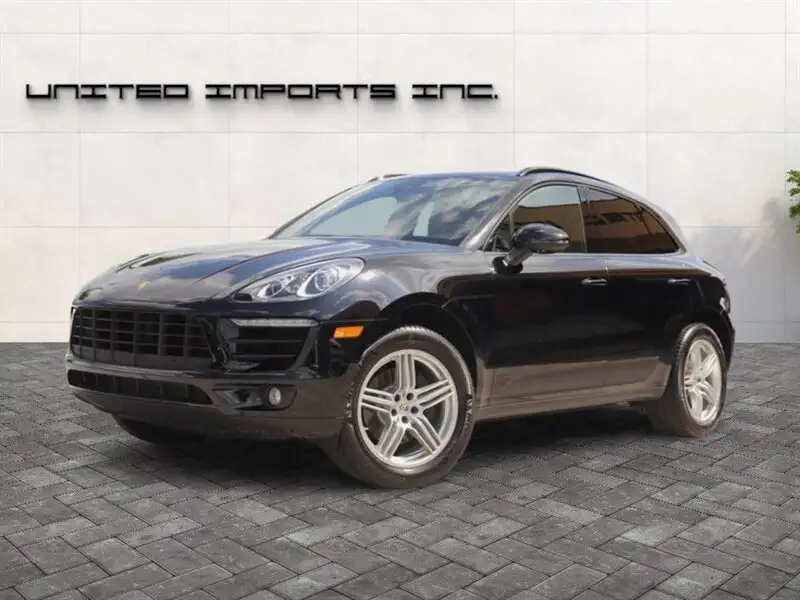2018 Porsche Macan Base's photo