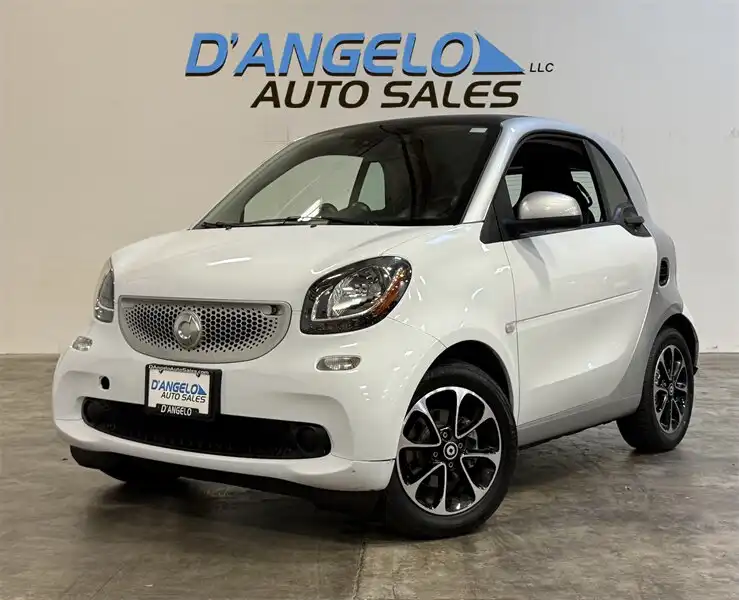 2016 smart fortwo Passion's photo