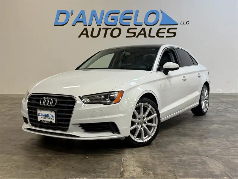 2015 Audi A3 2.0T quattro S tronic Premium Plus's photo