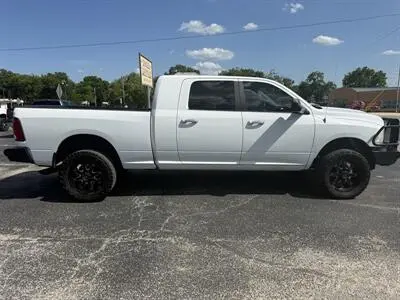 2012 RAM 2500 SLT 4WD Mega Cab photo 2
