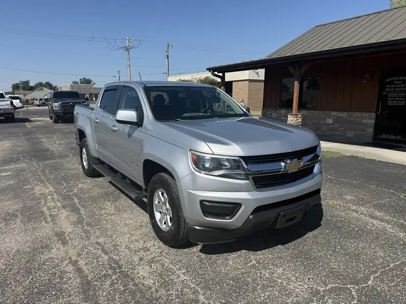 2016 Chevrolet Colorado Work Truck 2WD Crew Cab Short Box's photo