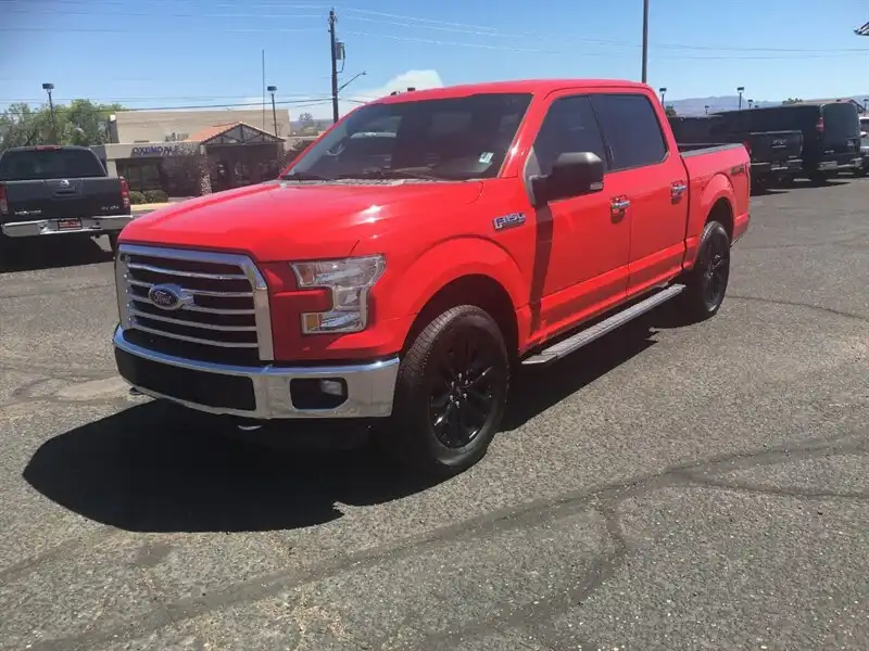 2015 Ford F-150 XLT 4WD SuperCrew 145 in's photo