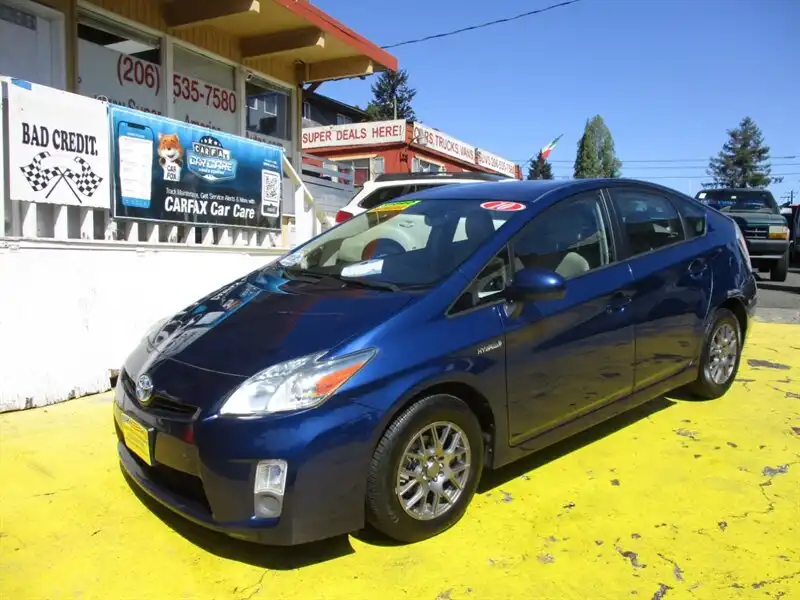 2010 Toyota Prius II's photo
