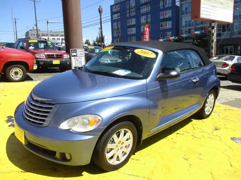 2007 Chrysler PT Cruiser Touring Convertible's photo