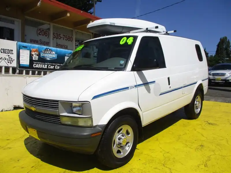 2004 Chevrolet Astro All-Wheel Drive's photo