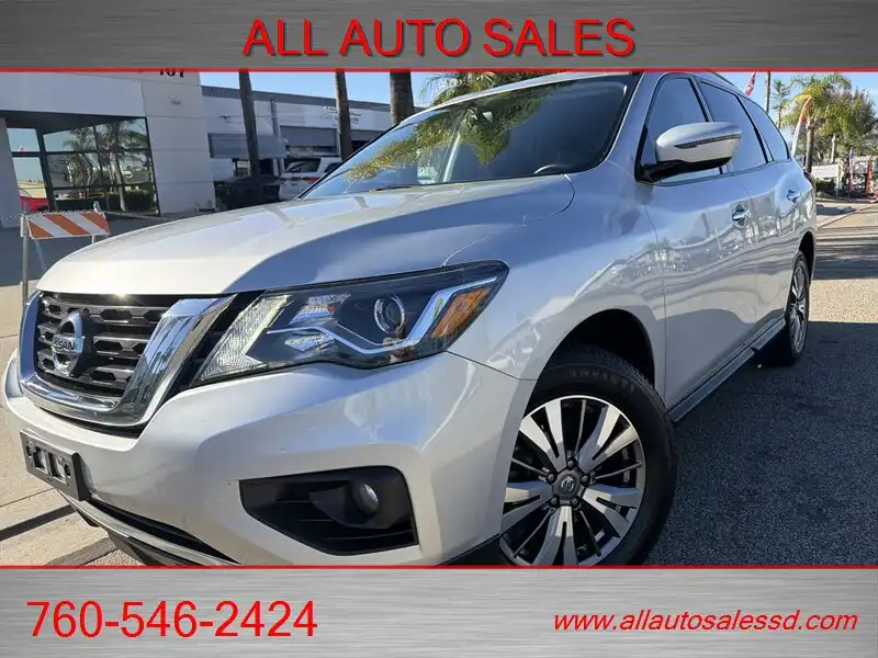 2020 Nissan Pathfinder SV 4WD's photo