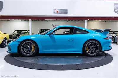 2018 Porsche 911 GT3 photo 3