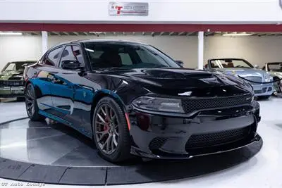 2016 Dodge Charger SRT Hellcat photo 2