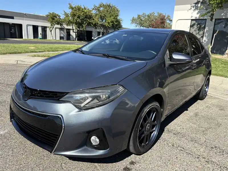 2016 Toyota Corolla S AT's photo