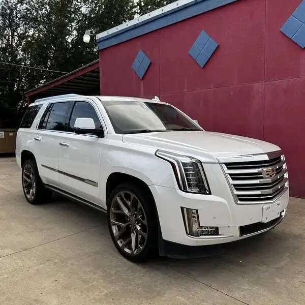 2016 Cadillac Escalade AWD Platinum's photo