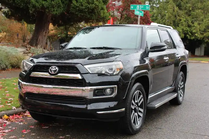 2016 Toyota 4Runner Limited 4x4 V6's photo