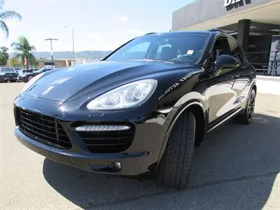 2012 Porsche Cayenne Turbo photo 3