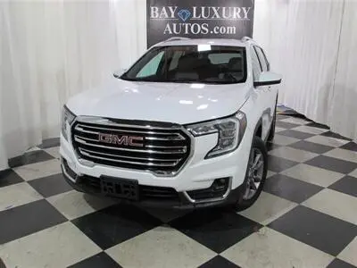 2023 GMC Terrain SLT AWD photo 2