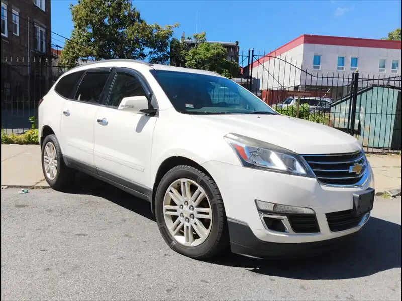 2015 Chevrolet Traverse 1LT AWD's photo