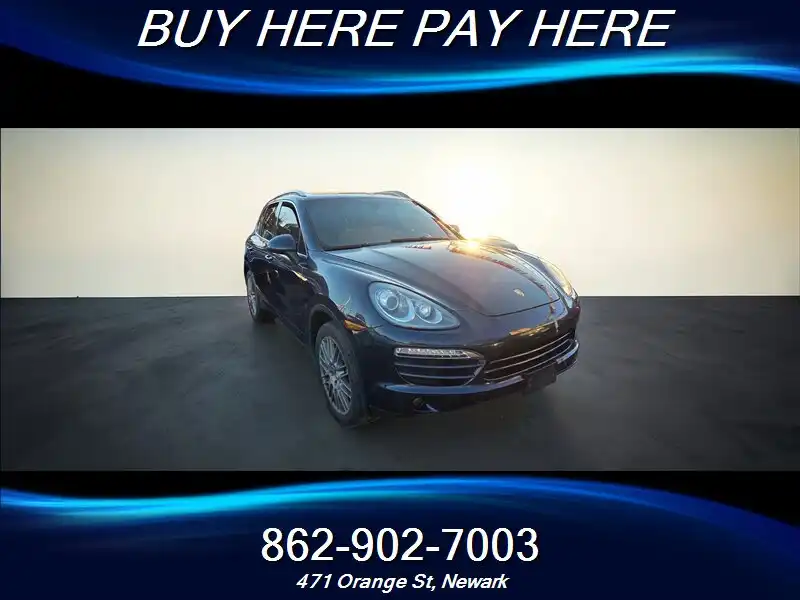 2012 Porsche Cayenne S's photo