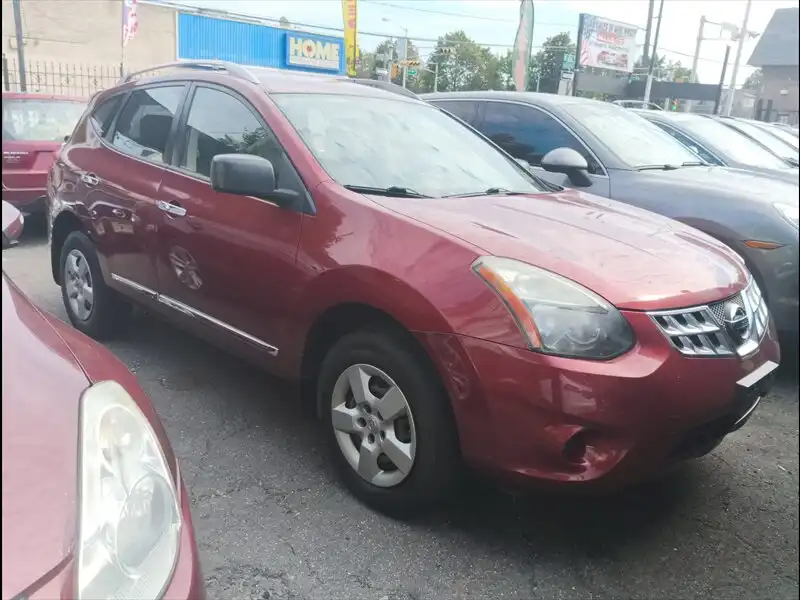 2014 Nissan Rogue Select S AWD's photo