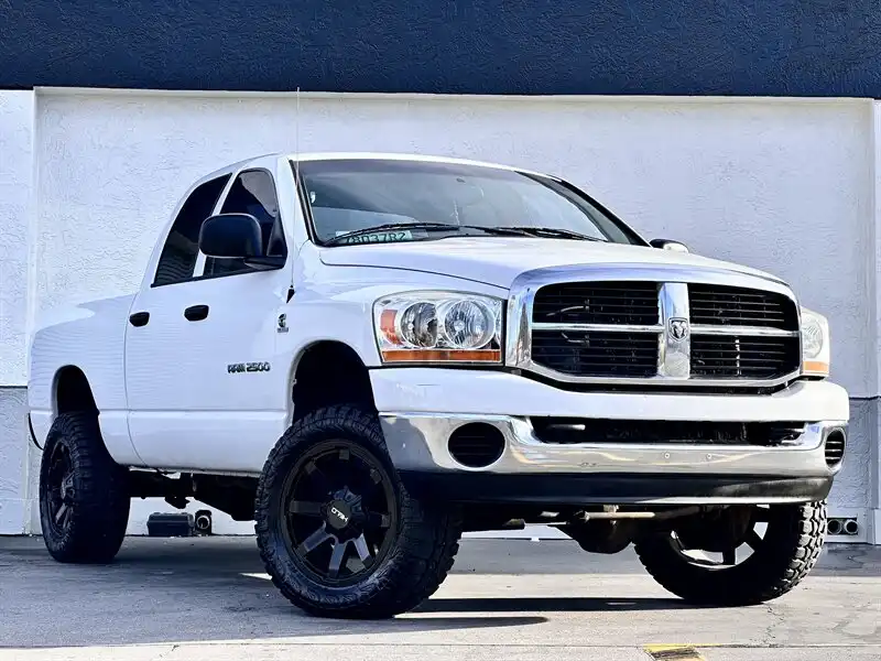 2006 Dodge Ram 2500 SLT 4X4 Quad Cab SWB's photo