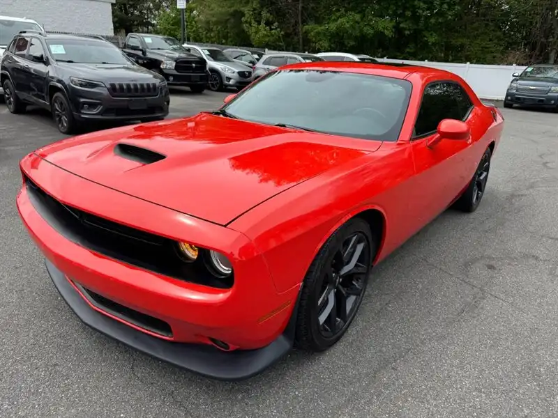 2019 Dodge Challenger GT Auto's photo