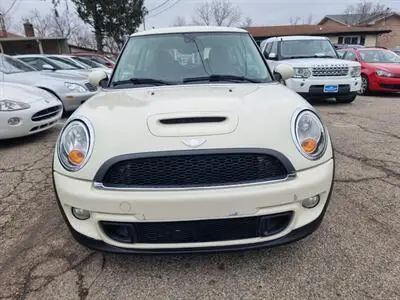 2013 MINI Cooper S photo 3