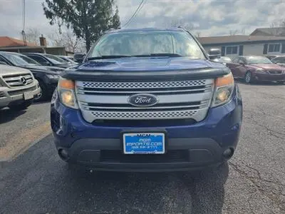 2013 Ford Explorer XLT photo 3