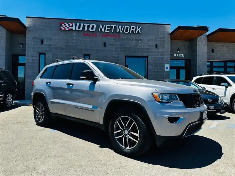2018 Jeep Grand Cherokee Limited 4WD's photo
