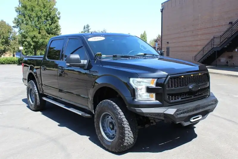 2016 Ford F-150 XLT 4WD SuperCrew 5-1/2' Box's photo