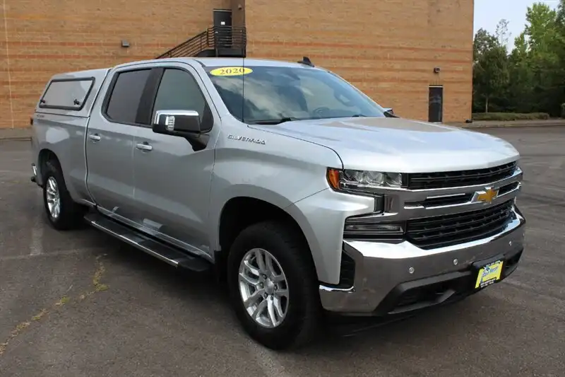2020 Chevrolet Silverado 1500 LT 4X4 Crew Cab Short Box's photo