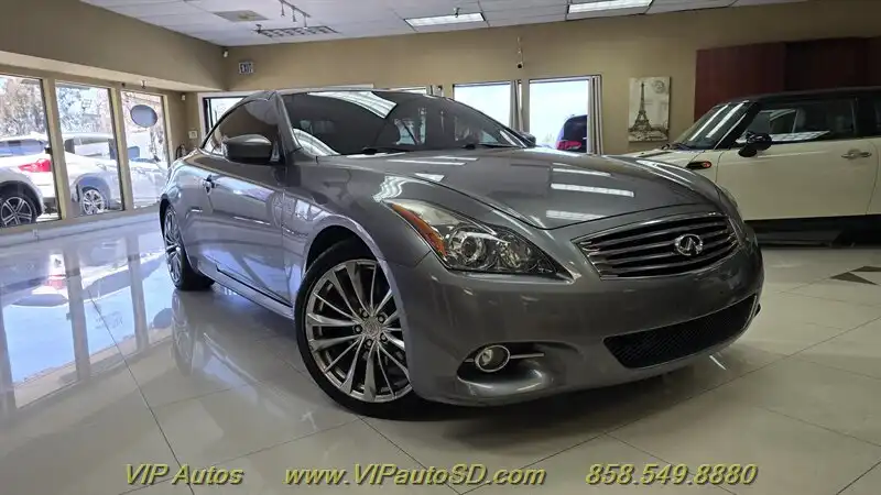 2013 INFINITI G 37 Convertible Sport 6MT's photo