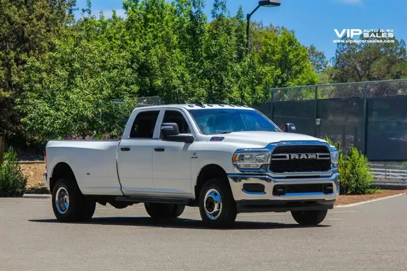 2023 RAM 3500 Tradesman 4X4 Crew Cab LWB's photo