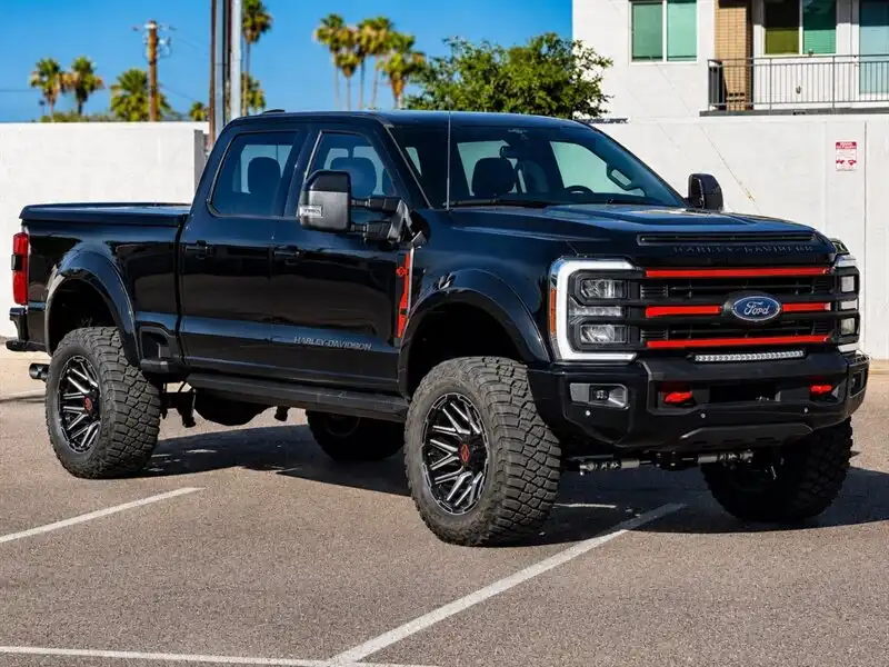 2023 Ford F-250 Lariat 4WD Crew Cab 6-3/4' Box's photo