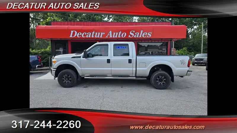 2016 Ford F-250 XL 4x4 Crew Cab 6-3/4' Box's photo