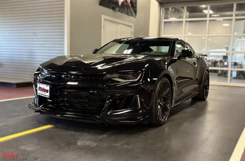 2018 Chevrolet Camaro ZL1's photo