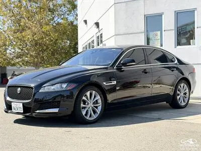 2018 Jaguar XF 20d Premium photo 4