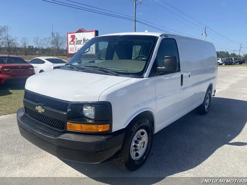 2012 Chevrolet Express 2500 Work Van HD photo 1