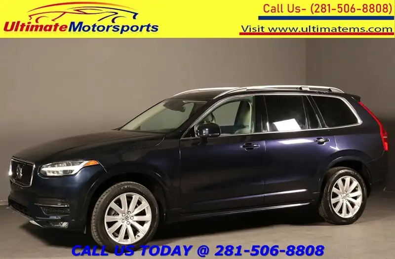 2017 Volvo XC90 T6 AWD Momentum's photo