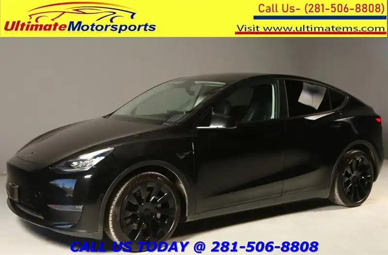 2022 Tesla Model Y Long Range Dual Motor All-Wheel Drive's photo