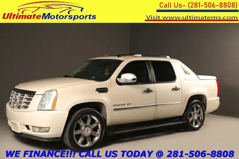 2011 Cadillac Escalade EXT AWD Premium's photo