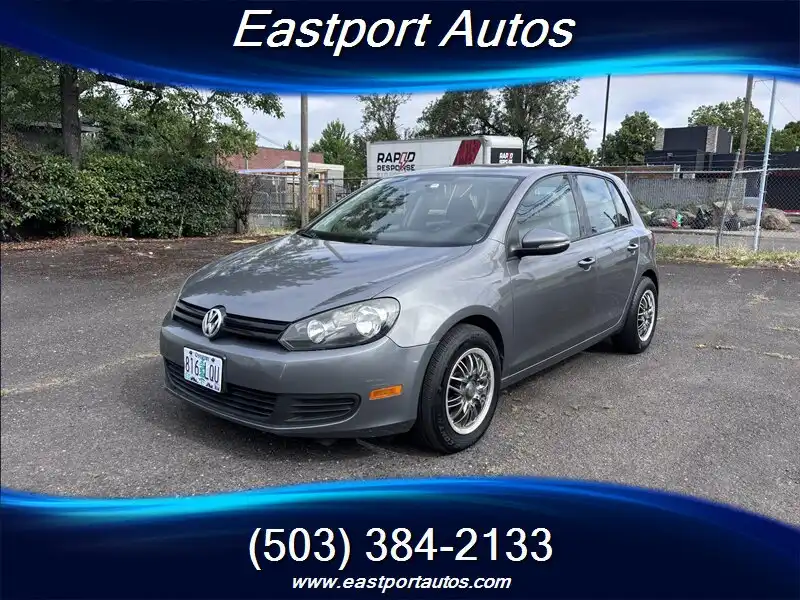 2013 Volkswagen Golf 2.5L 4-door Auto w/Convenience PZEV's photo