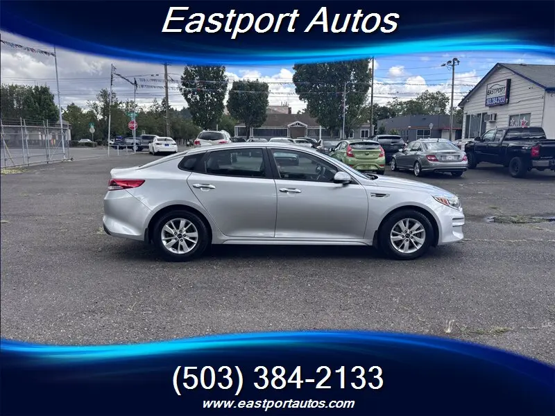 2016 Kia Optima LX Auto photo 4